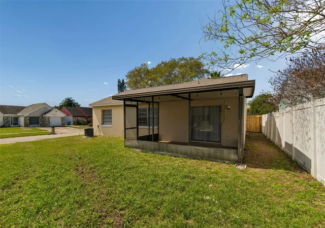 Photo 3 of Single family home for sale at 8301 Iberia Pl, Tampa, FL 33637 | MLS# TB8485878 | Listing updated on 2026-10-09