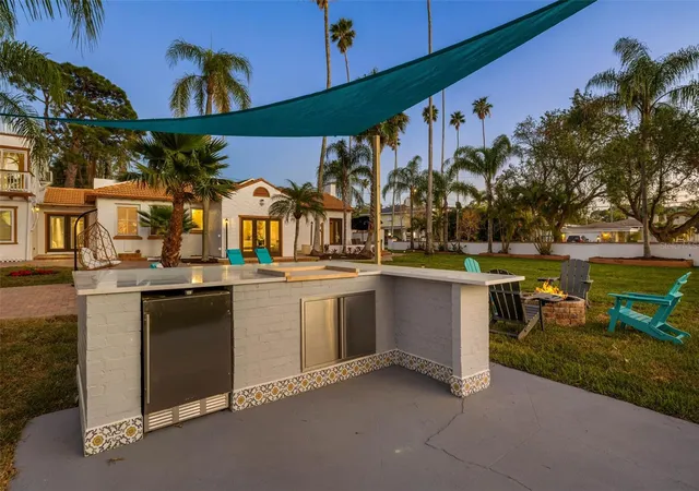 3rd image of 236 San Salvador Dr, Dunedin, FL 34698 | MLS# TB8485884