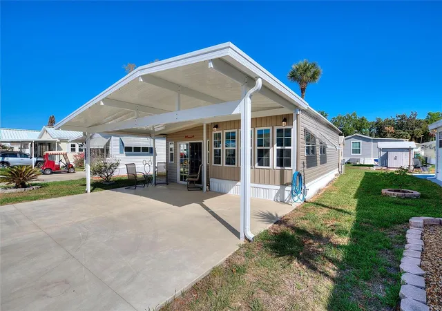 Photo 1 of Manufactured home for sale at 135 Citrus Ridge Dr, Davenport, FL 33837 | MLS# O6390116 | Listing updated on 2026-09-11