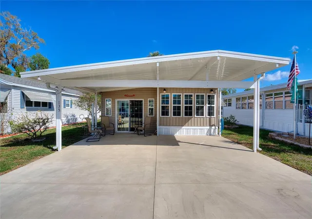 Photo 2 of Manufactured home for sale at 135 Citrus Ridge Dr, Davenport, FL 33837 | MLS# O6390116 | Listing updated on 2026-09-11