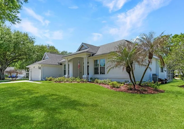 Photo 1 of Sale Pending at 1901 Park Forest Blvd, Mount Dora, FL 32757 | MLS# G5109489 | Listing updated on 2026-09-03
