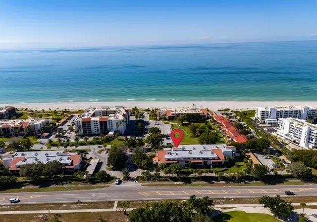 2nd image of 2055 Gulf Of Mexico Dr, Longboat Key, FL 34228