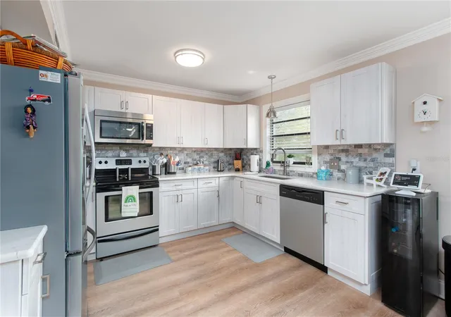 5th image of 15 Turner St, CLEARWATER, FL 33756