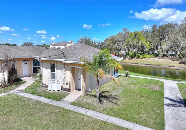 Photo 1 of Single family home for sale at 1919 Club Cir, Lakeshore, FL | MLS# P4938127 | Listing updated on 2026-09-30