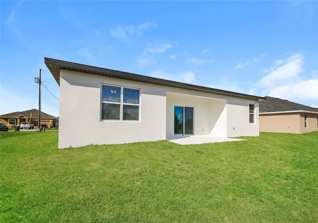 Photo 13 of Sale Pending at 1055 Desmoines Ln, Poinciana, FL 34759 | MLS# C7523249 | Listing updated on 2026-09-02
