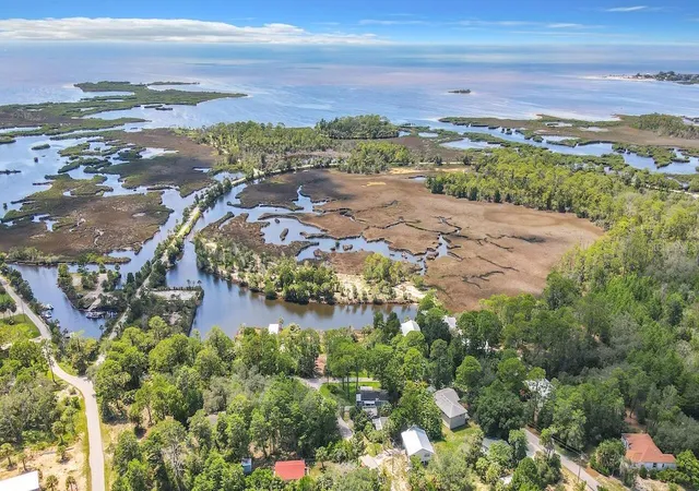 3rd image of 4489 Fishman Ave, Weeki Wachee, FL 34607 | MLS# W7883852