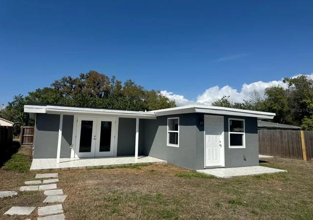 2nd image of 5520 20th Ave S, Gulfport, FL 33707 | MLS# TB8485962