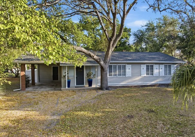 4th image of 1891 Prospect St, Sarasota, FL 34239 | MLS# A4685965