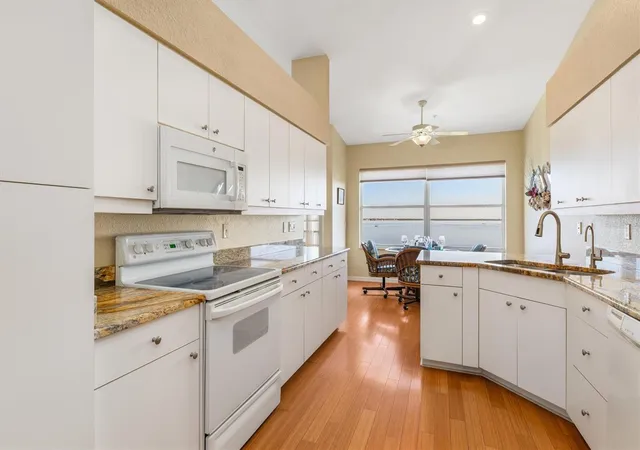 4th image of 200 Harbor Walk Dr #354, Punta Gorda, FL 33950 | MLS# C7523258