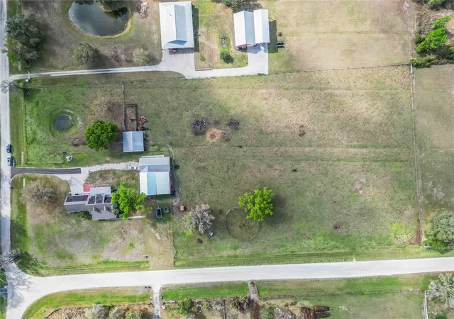 Homes for sale in Sarasota, FL | 16031 Winburn Dr S, Sarasota, FL 34240 | MLS# A4685972