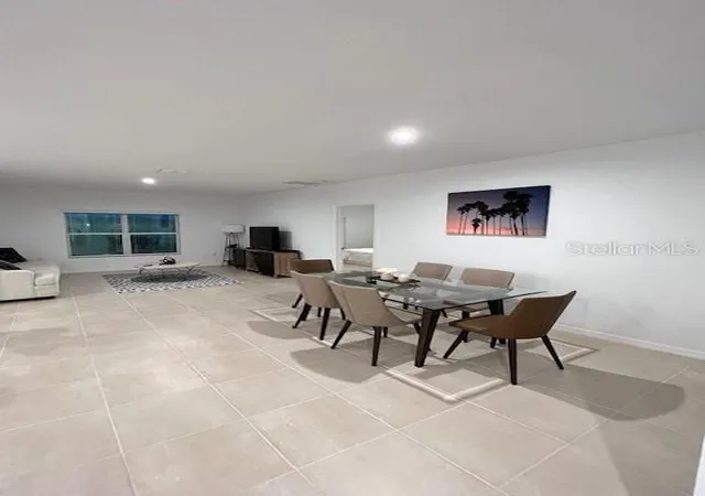 Photo 5 of Single family home for sale at 200 Aquamarine Ln, Kissimmee, FL 34758 | MLS# S5145690 | Listing updated on 2026-07-25
