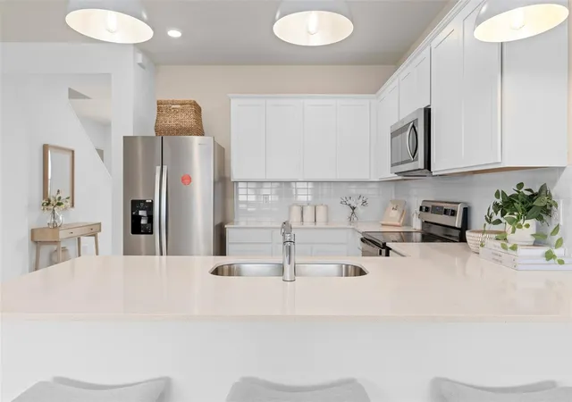 5th image of 10130 Hadley St, Orlando, FL 32829 | MLS# O6390213