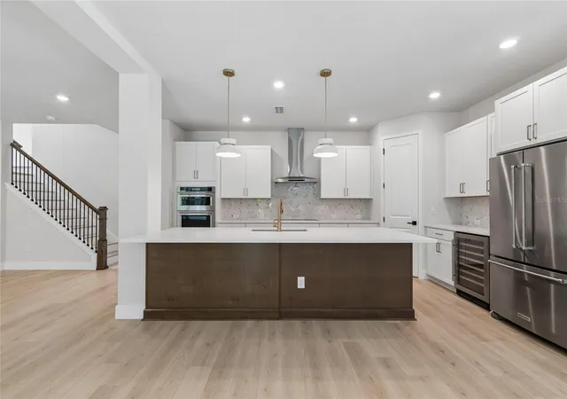 Photo 3 of Single family home for sale at 2916 W Ellis Dr, Tampa, FL 33611 | MLS# TB8486037 | Listing updated on 2026-10-05