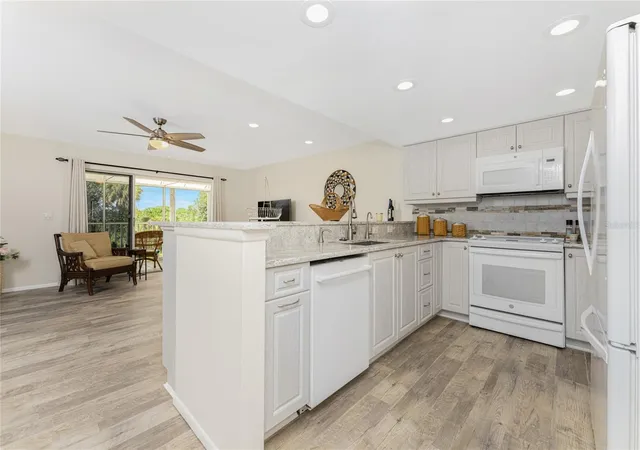 5th image of 6800 Placida Rd #TH2, 1B, Englewood, FL 34224 | MLS# D6146579