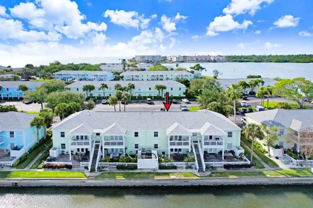 Listing Photo 53 - Condo for sale in 5012 Starfish Dr Se located at 5012 Starfish Dr Se, ST PETERSBURG, FL 33705 - Unit 5012 Starfish Dr SE