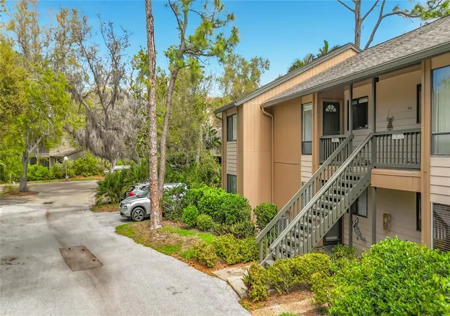 Photo 3 of Condo for sale at 1707 Pelican Cvs Rd #GL351, Sarasota, FL 34231 | MLS# A4685996 | Listing updated on 2026-07-12