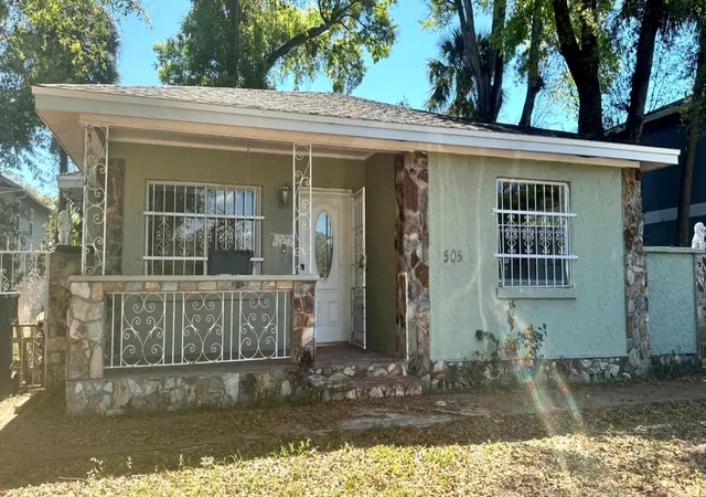 1st image of 505 E Columbus Dr, Tampa, FL 33602 | MLS# TB8486085