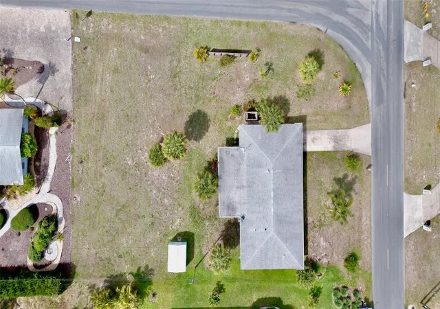 Homes for sale in Nokomis, FL | 223 Roberts Rd, Nokomis, FL 34275 | MLS# A4686012