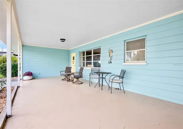Homes for sale in Nokomis, FL | 223 Roberts Rd, Nokomis, FL 34275 | MLS# A4686012