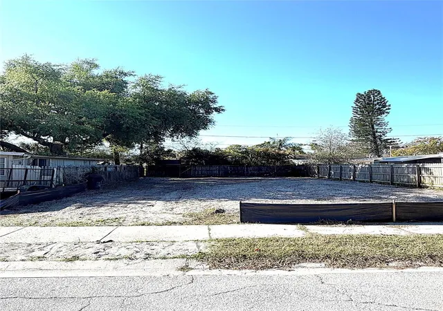 Photo 1 of Land for sale at 2126 43rd Avenue N, Saint Petersburg, FL 33714 | MLS# O6390261 | Listing updated on 2026-09-19