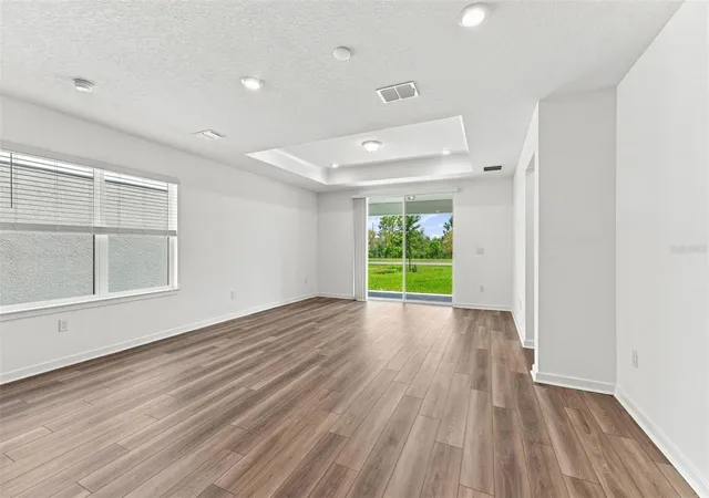 Photo 4 of Single family home for sale at 7923 Palm Paradise Pl, Parrish, FL 34219 | MLS# TB8486096 | Listing updated on 2026-10-28