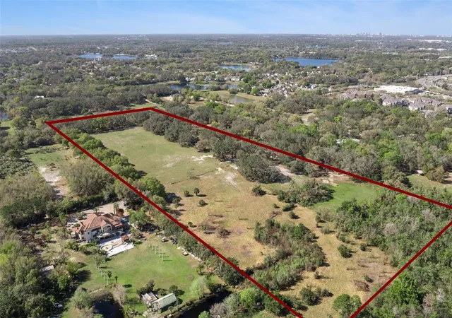 Photo 3 of Land for sale at Lot 3 Oak Holw, Oviedo, FL 32765 | MLS# O6390276 | Listing updated on 2026-08-24