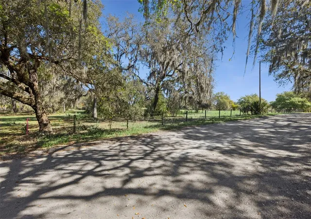 Photo 4 of Land for sale at Lot 3 Oak Holw, Oviedo, FL 32765 | MLS# O6390276 | Listing updated on 2026-08-24