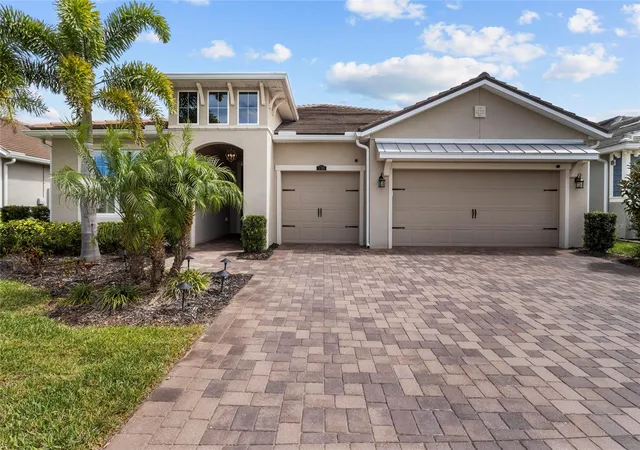 Photo 1 of Single family home for sale at 5745 Long Shore Loop, Sarasota, FL 34238 | MLS# A4686023 | Listing updated on 2026-09-13