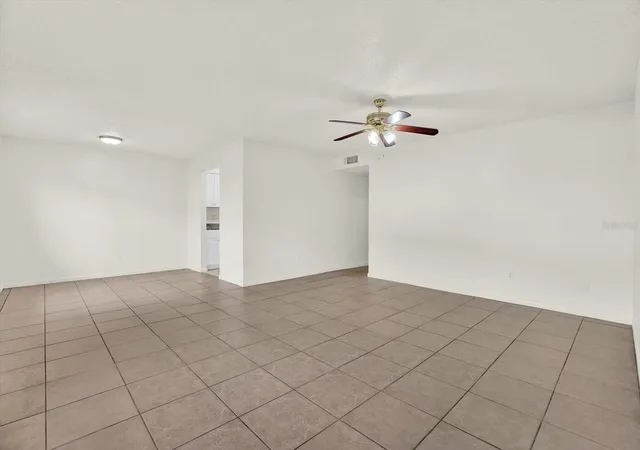 Listing Photo 4 - Condo for sale in building located at 9130 Tudor Dr, Tampa, FL 33615 - Unit #M105