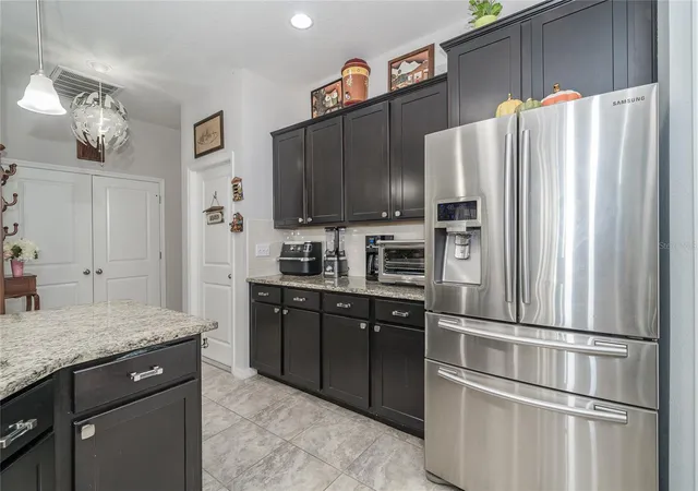 4th image of 32863 Woodthrush Wy, Wesley Chapel, FL 33545 | MLS# TB8486125