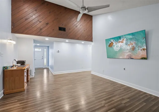 4th image of 3613 Coppertree Cir, Brandon, FL 33511 | MLS# TB8486147