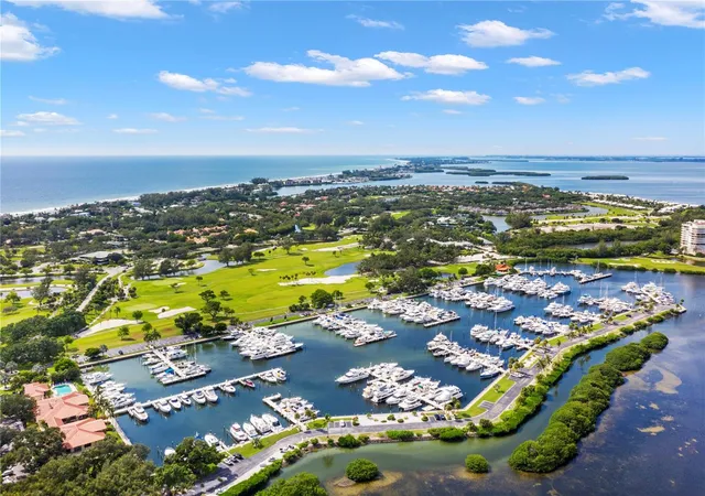 5th image of 2600 Harbourside Dr #C13, Longboat Key, FL 34228 | MLS# A4686064