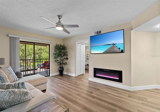 5th image of 19505 Quesada Ave #VV201, Port Charlotte, FL 33948 | MLS# A4686071
