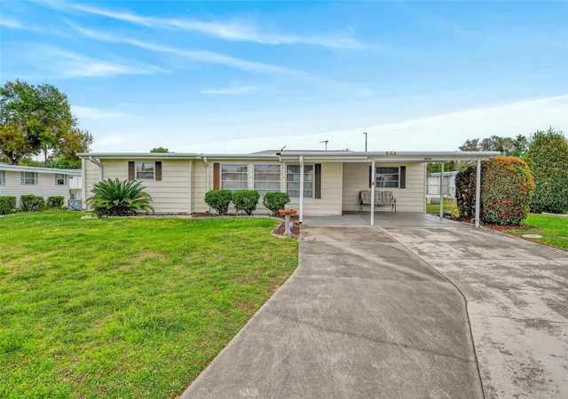Photo 1 of Manufactured home for sale at 11914 Hickory Ln, Tavares, FL 32778 | MLS# G5109523 | Listing updated on 2026-10-04