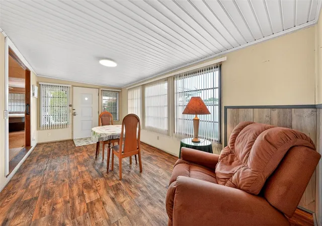 Photo 3 of Manufactured home for sale at 11914 Hickory Ln, Tavares, FL 32778 | MLS# G5109523 | Listing updated on 2026-10-04