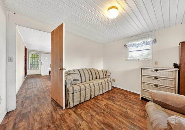 Photo 4 of Manufactured home for sale at 11914 Hickory Ln, Tavares, FL 32778 | MLS# G5109523 | Listing updated on 2026-10-04