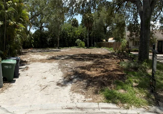 2nd image of 2311 S Lila Ln, Tampa, FL 33629 | MLS# TB8486251