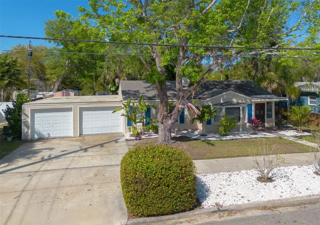 2nd image of 200 Broadway, Dunedin, FL 34698 | MLS# TB8486268