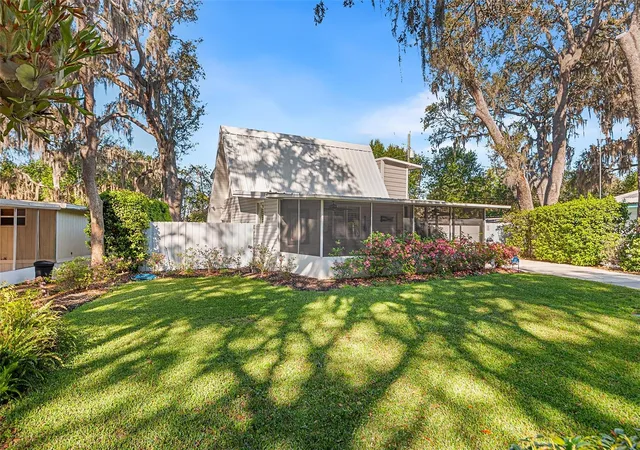 Homes for sale in Odessa, FL | 1817 Beachway Ln, Odessa, FL 33556 | MLS# O6390423
