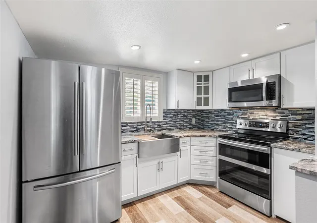 Homes for sale in Odessa, FL | 1817 Beachway Ln, Odessa, FL 33556 | MLS# O6390423