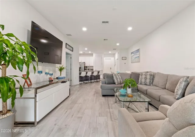 Photo 3 of Single family home for sale at 1184 Sand Trap Ct, Daytona Beach, FL 32124 | MLS# FC316895 | Listing updated on 2026-08-20
