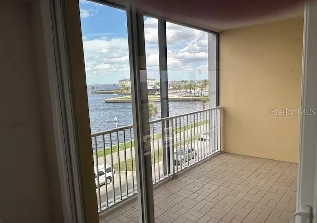 4th image of 225 W Seminole Blvd, Sanford, FL 32771