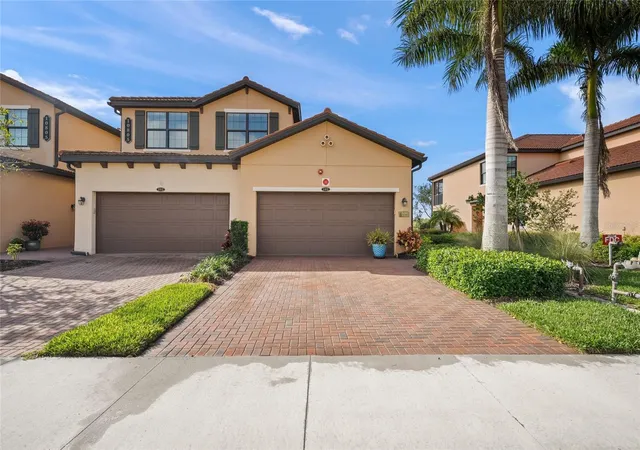2nd image of 10805 Tarflower Dr, VENICE, FL 34293
