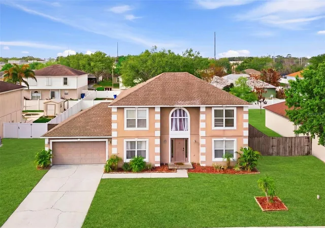 Photo 2 of Single family home for sale at 1912 Maury Rd, Saint Cloud, FL 34771 | MLS# O6390502 | Listing updated on 2026-10-04