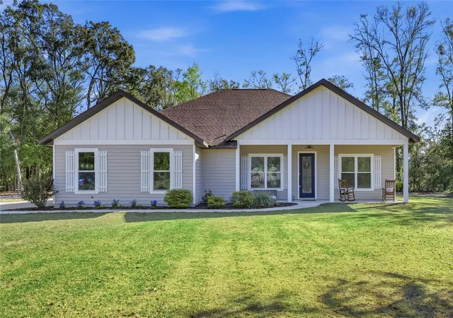 Photo 1 of Single family home for sale at 8920 Ne 8th Place, High Springs, FL 32643 | MLS# GC538451 | Listing updated on 2026-09-16