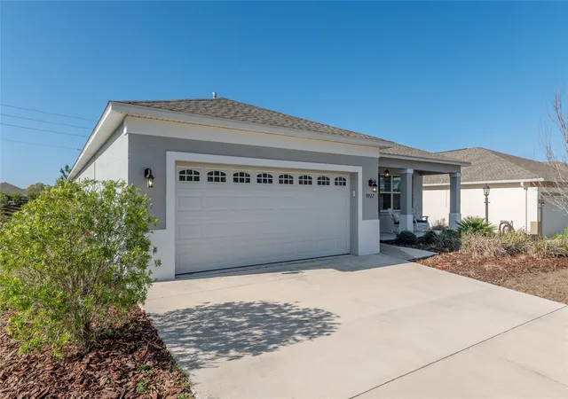 1st image of 9922 Sw 97th Ln, Ocala, FL 34481 | MLS# OM720786