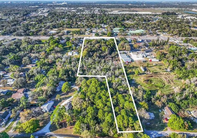 2nd image of 2008 53rd Ave E, Bradenton, FL 34203 | MLS# A4686129