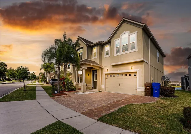 Photo 1 of Sale Pending at 2515 Fontaine Dr, Kissimmee, FL 34741 | MLS# O6390540 | Listing updated on 2026-09-04