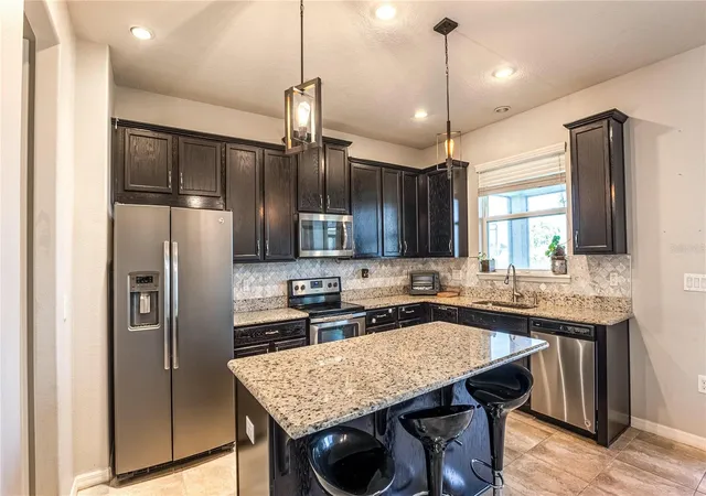 Homes for sale in Kissimmee, FL | 2515 Fontaine Dr, Kissimmee, FL 34741 | MLS# O6390540