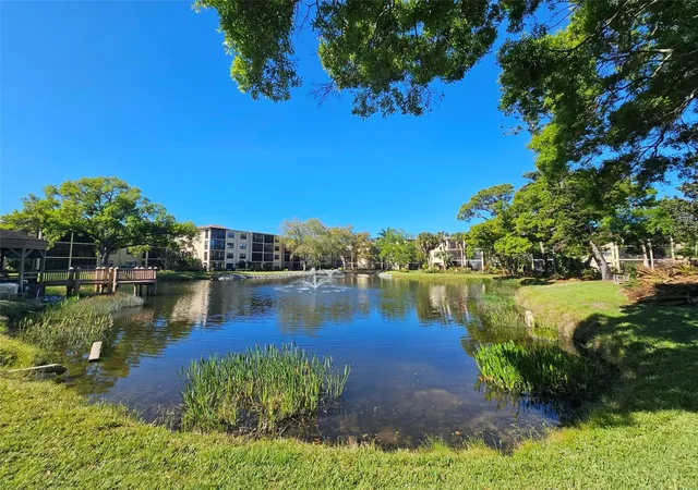 3rd image of 315 30Th Ave W #B307, Bradenton, FL 34205 | MLS# A4686134